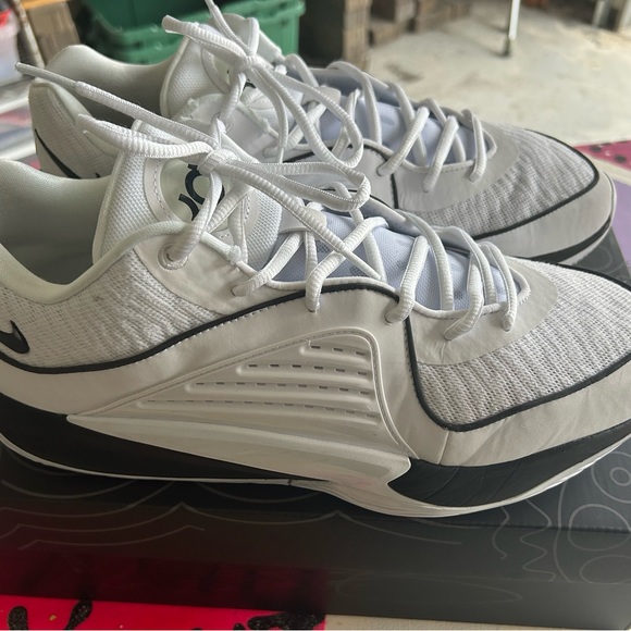 Nike kd 16 basketball shoes (men’s 13) - Picture 5 of 5